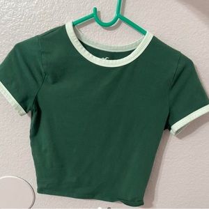 Hollister Must Have Collection Baby Tee green